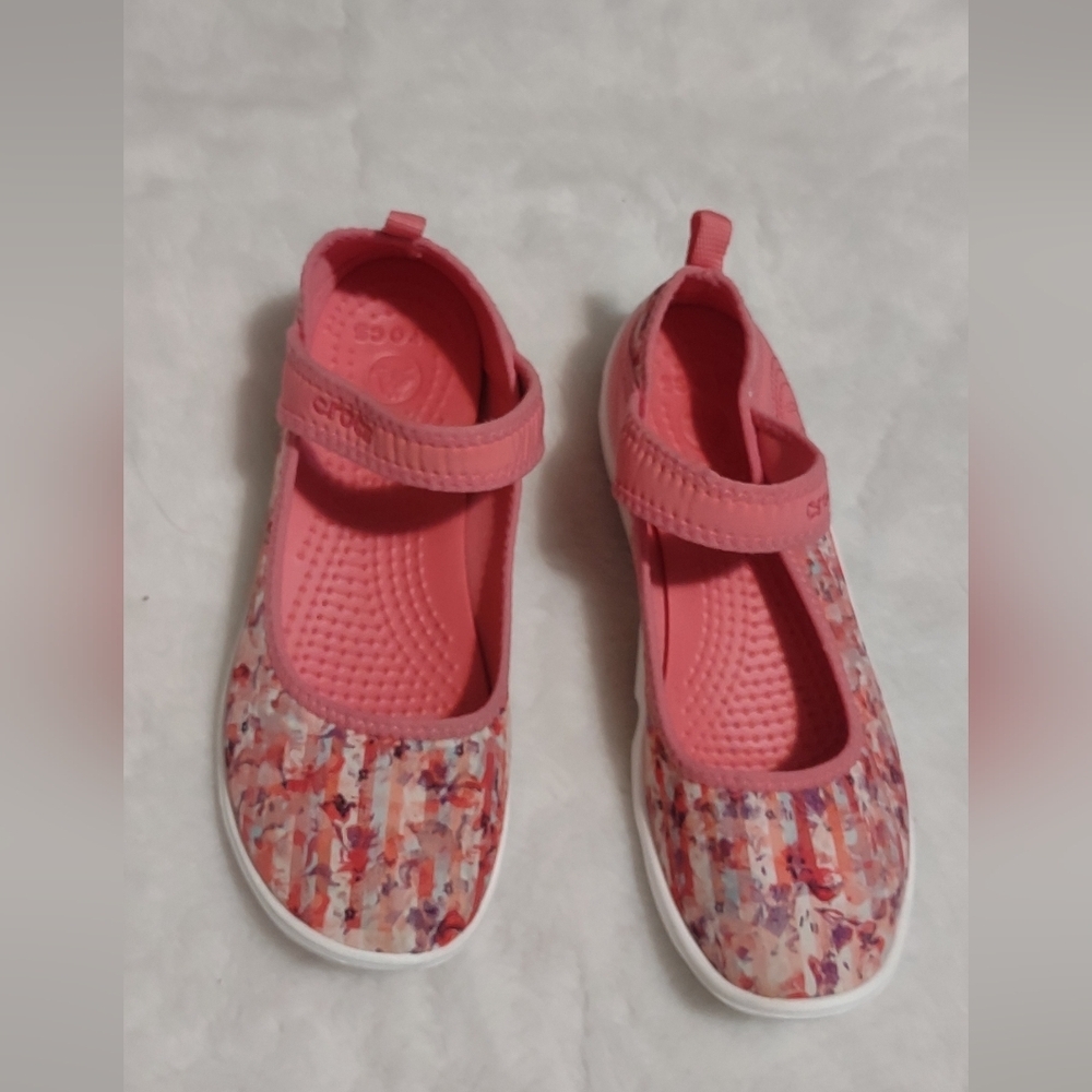 Crocs shoes for girls size 3